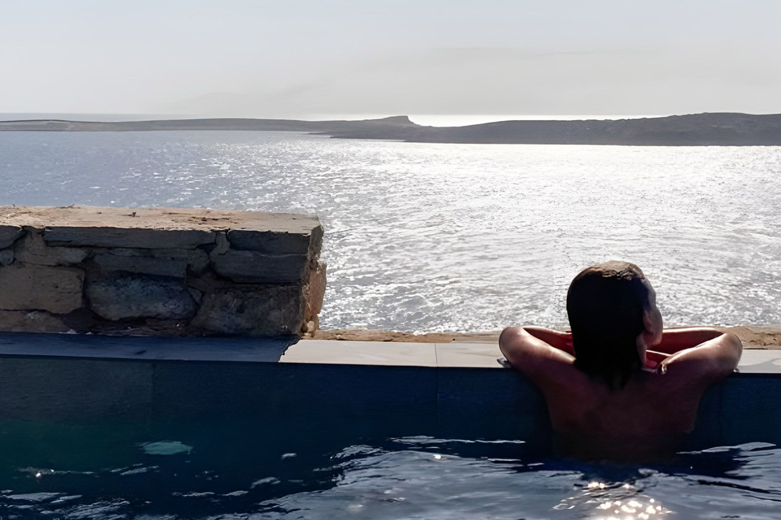 Cave Suite with private pool (Outside Premises)